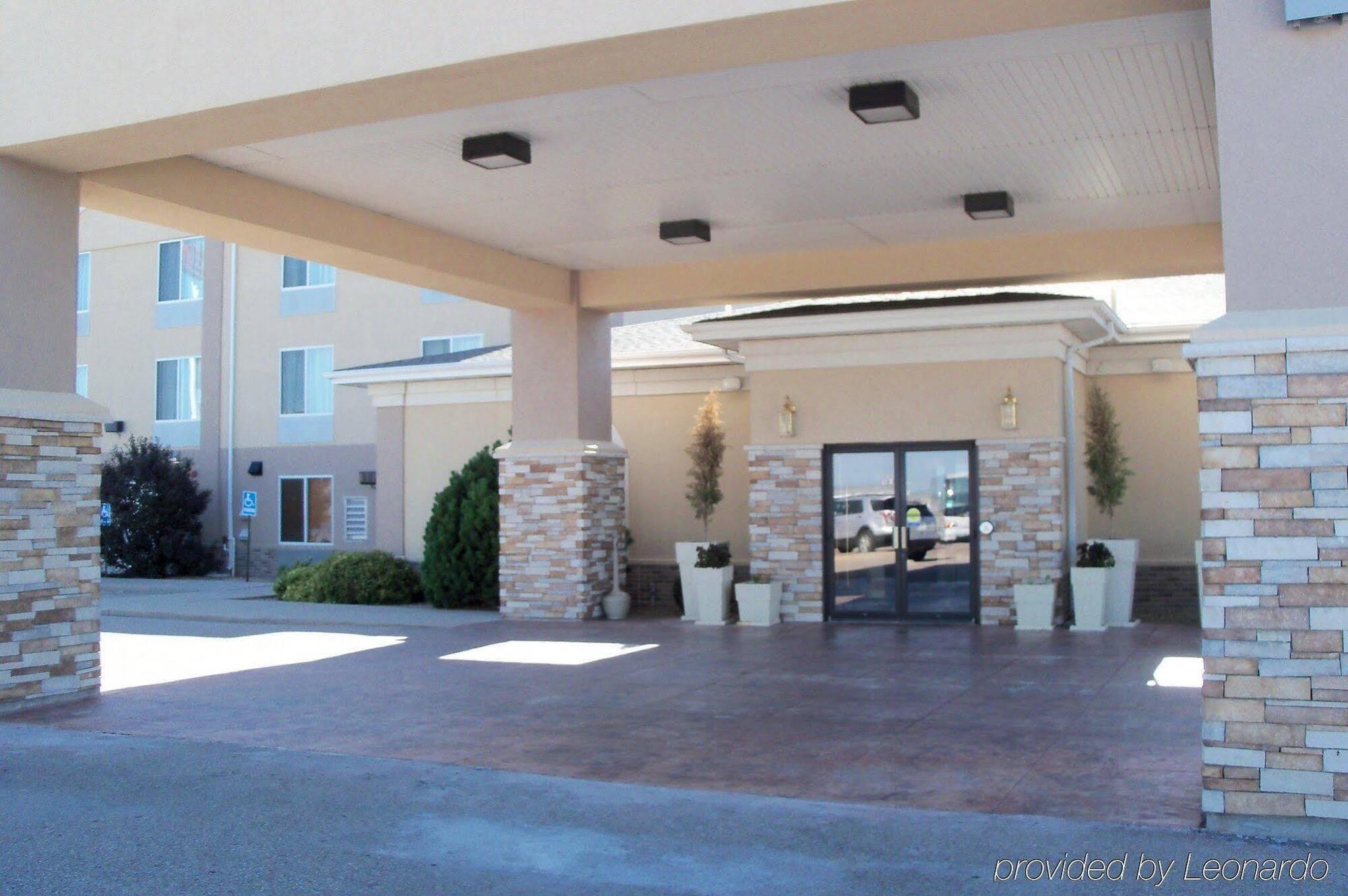 Holiday Inn Express Hotel & Suites Lexington, An Ihg Hotel Exterior photo